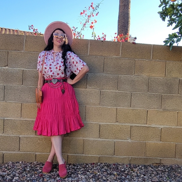 Meet your Posher, Melissa - Picture 2 of 16